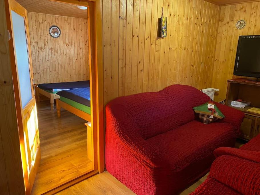 Cabana Cerbul De Aur Sub Cetate Exterior photo